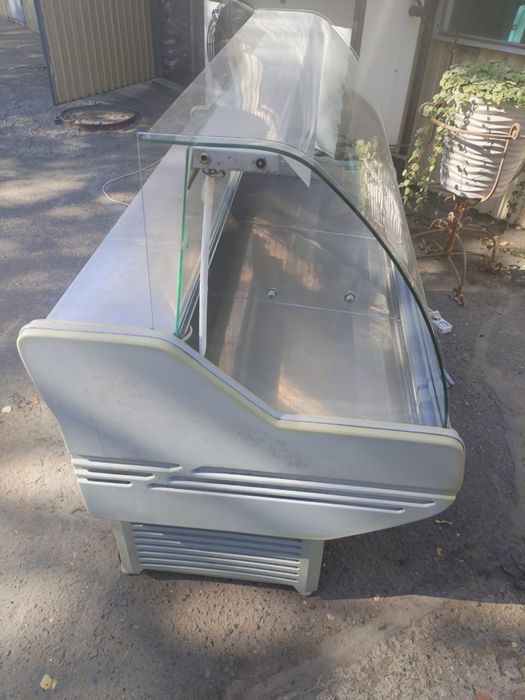 Продам холодильник