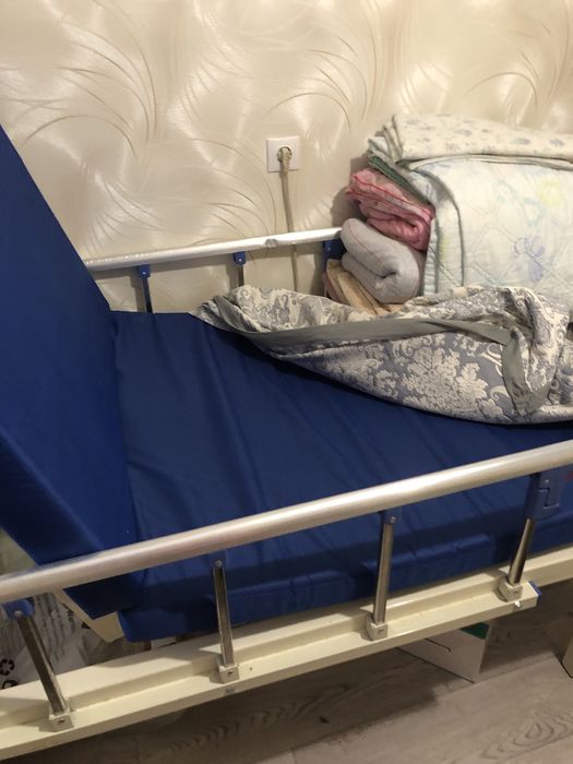 Инвалидная кровать, только на ватцап