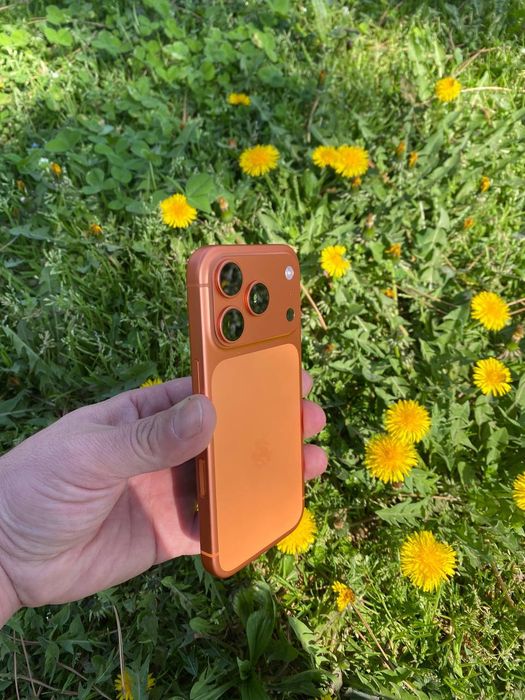 iPhone 17 Pro Ogange 75 Cikl