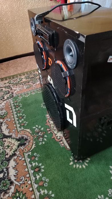 Музыкальный центр (самодельный)