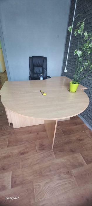 Продам офисный стол