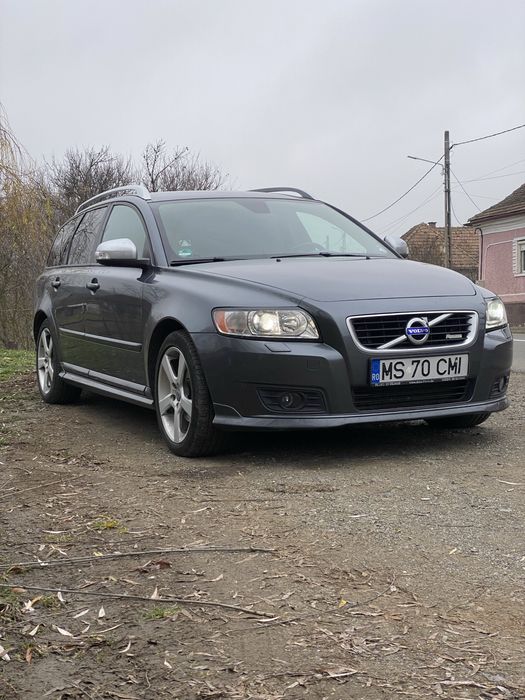 Volvo v50 R Design