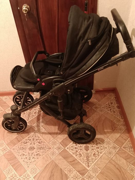 Продам б/у коляску