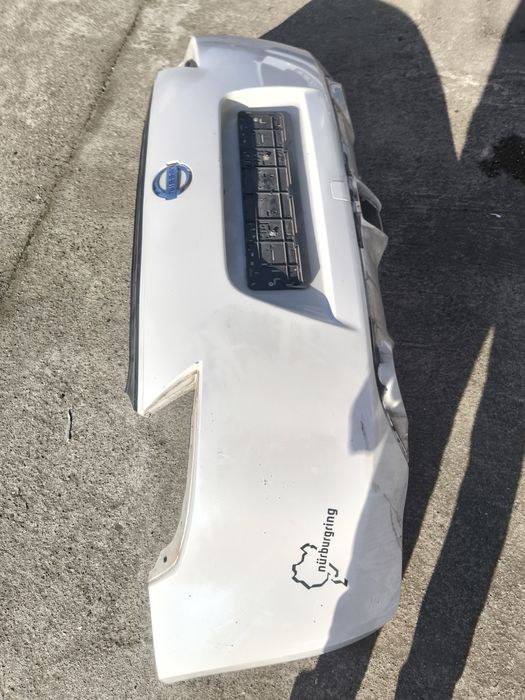 Нисан 370z задна броня и стоп
