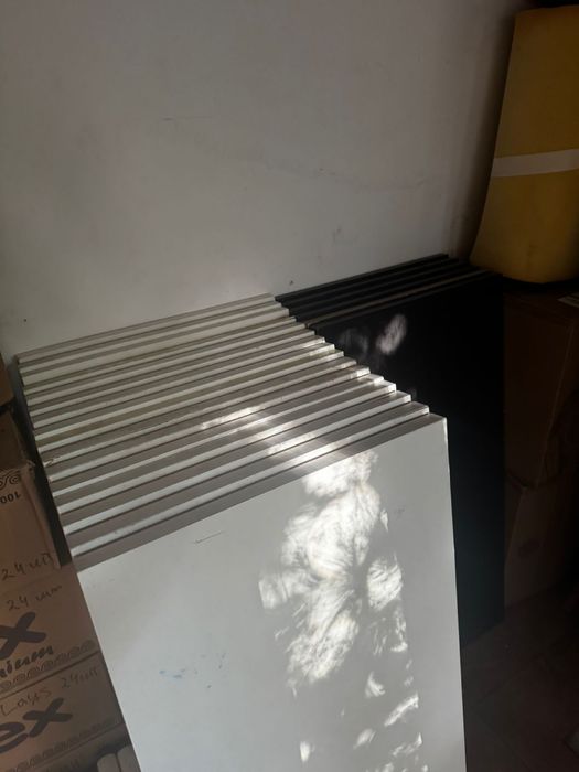 Столы Линнмон Икеа Адильс (Белые и черные)