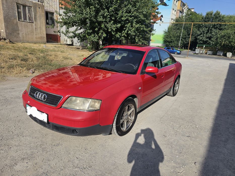 Срочно продаётся автомобиль Audi A6