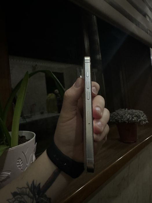 Продается iphone 16 pro 256GB