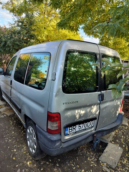 Peugeot partener