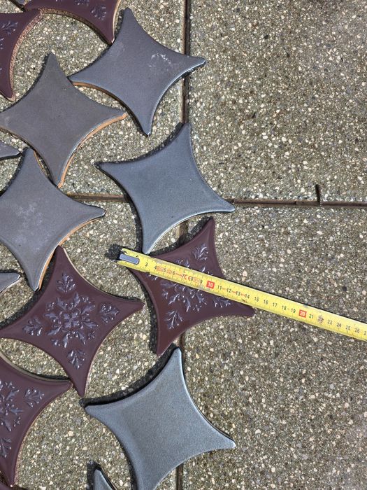 Продам декор плитку