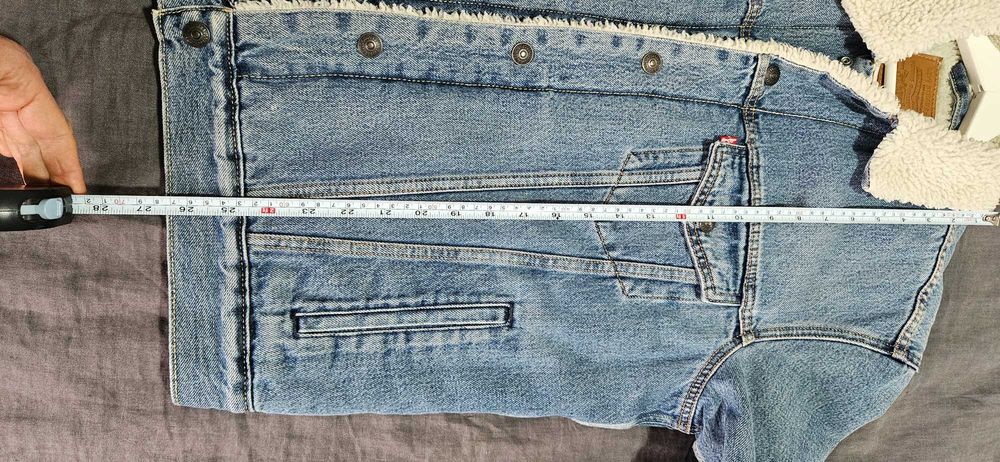 Jacheta jeans imblanita Levi's Premium - masura M