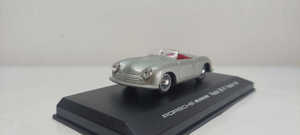 Machete auto Audi si Porsche