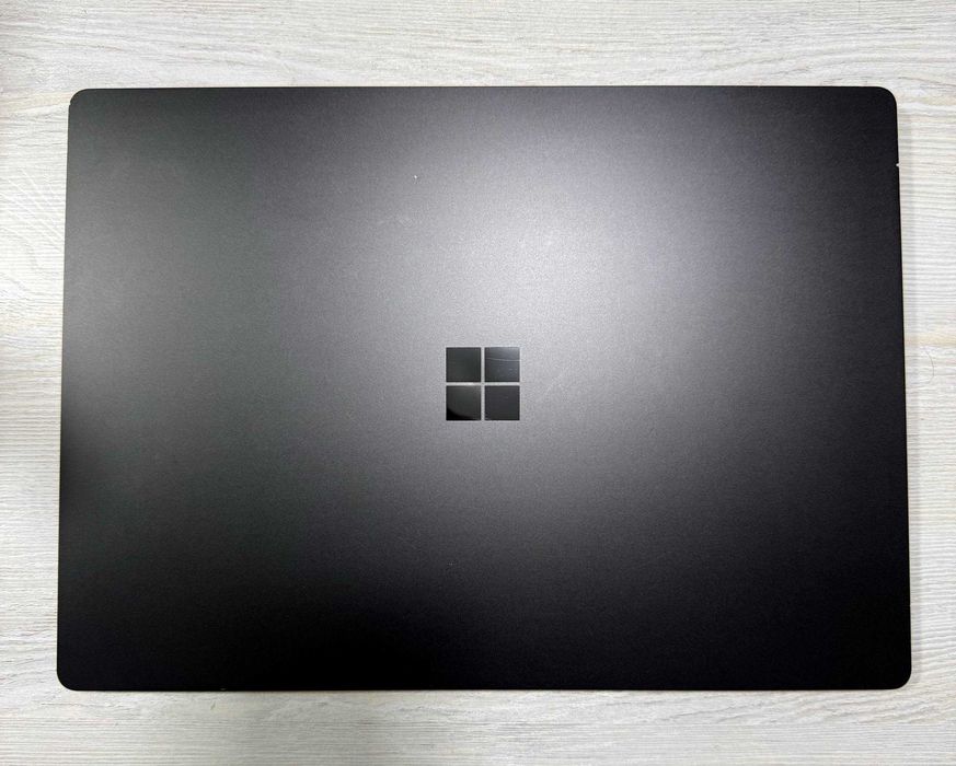 Microsoft Surface Laptop 4 15" 2,5K Сенсор Core i7-1185G7 32GB/1-TR