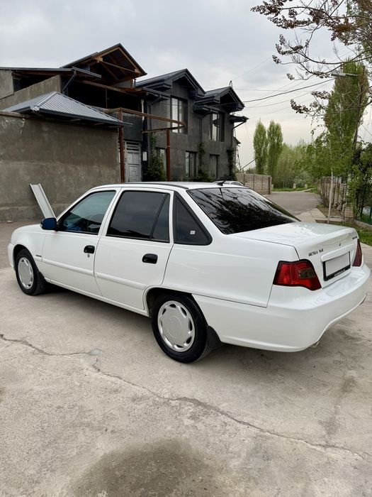 Nexia 2 сотилади Donc 1.6