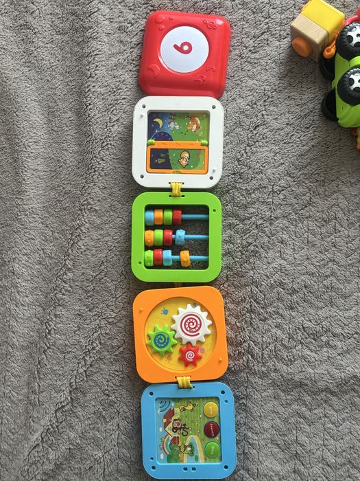 Развивающие игрушки для малышей , много