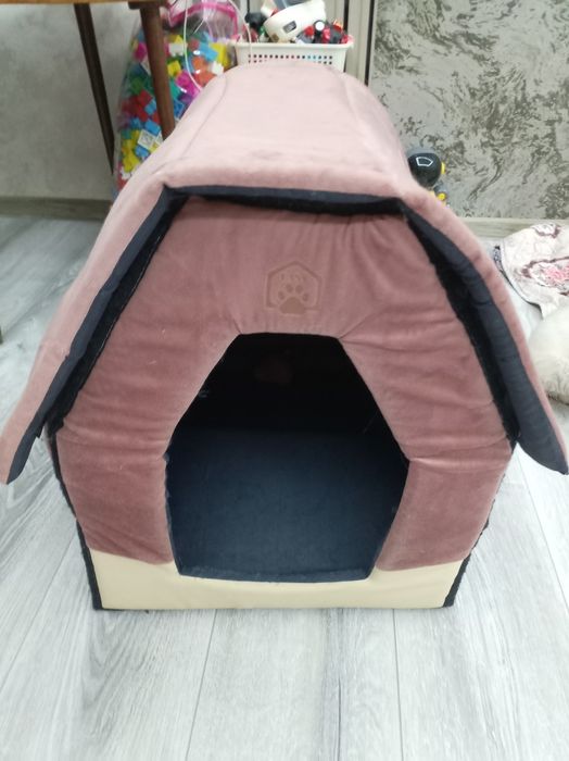 Продаеться домик для кошки