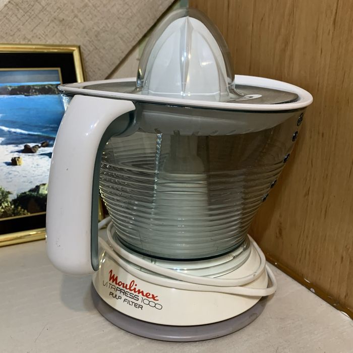 Продам соковыжималку Moulinex