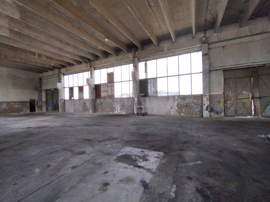 Дава се под наем Промишлена сграда в Перник, Калкас - 5750 кв.м за 5100 € - Снимка #14