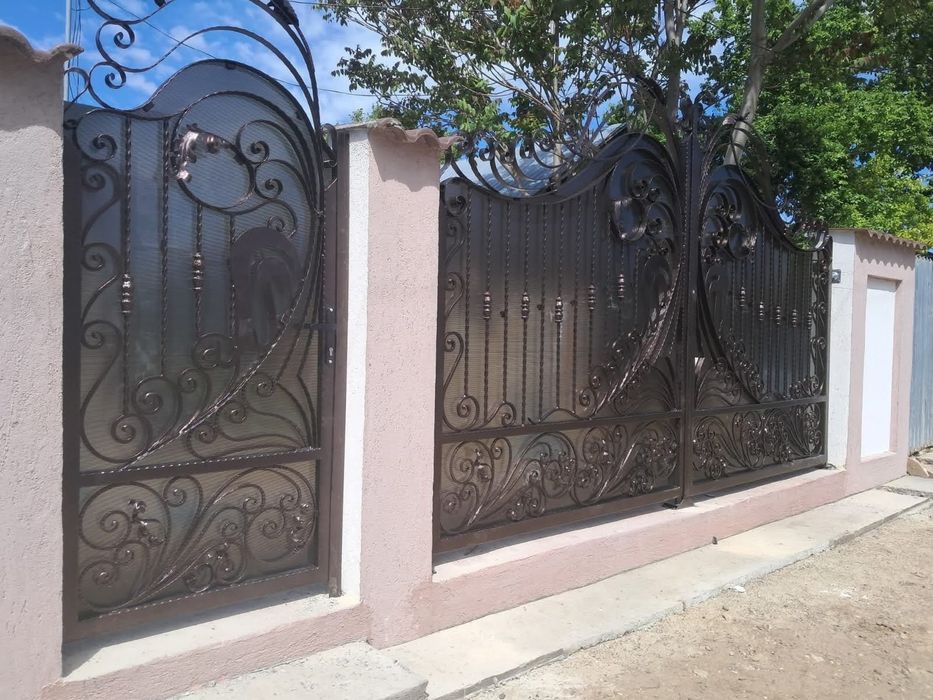 Porți din fier forjat