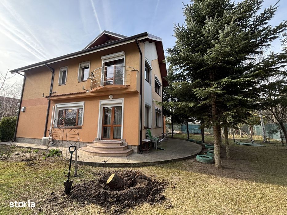 Vila de vanzare Snagov 100m de padure