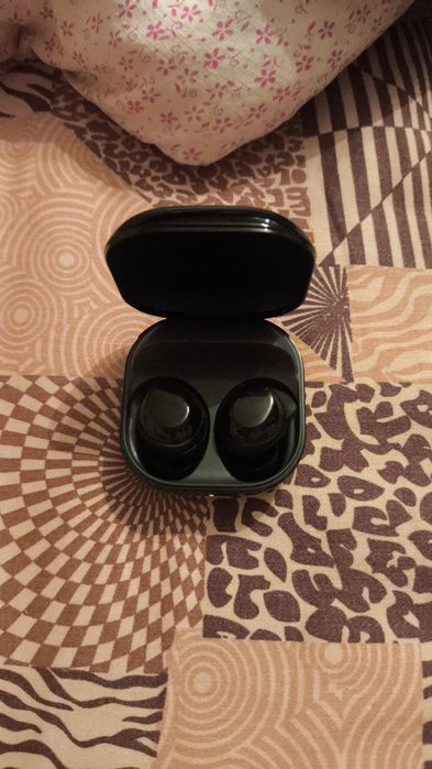 Наушники Samsung galaxy buds core