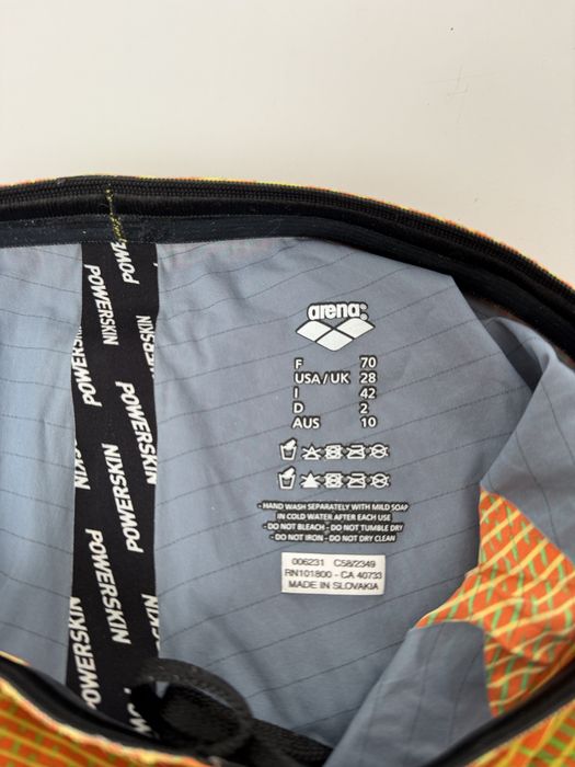 Costum Carbon ARENA pentru cadeti/juniori!