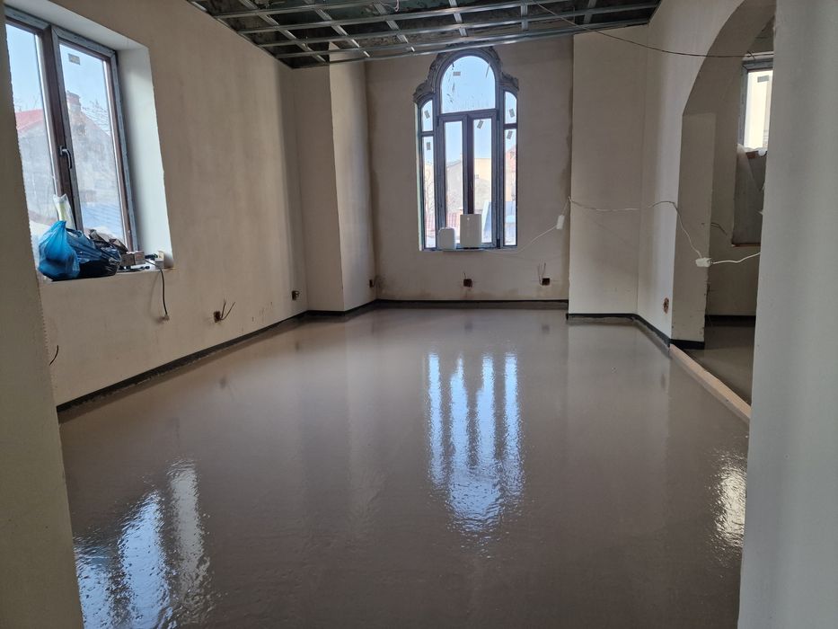 Sapă fluida de ipsos