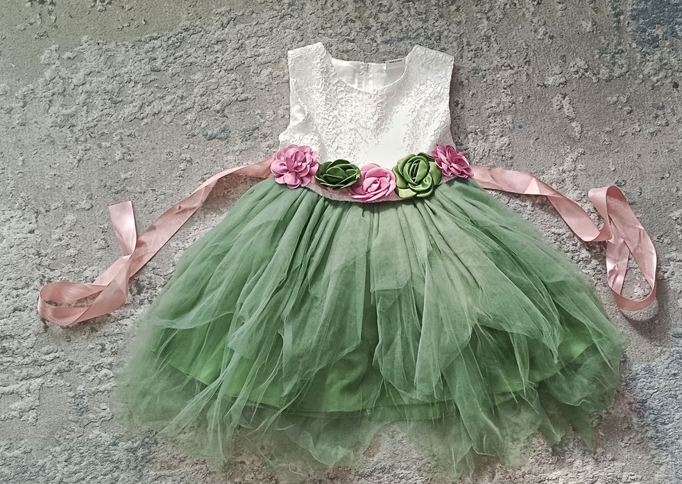 Детское платье на праздник