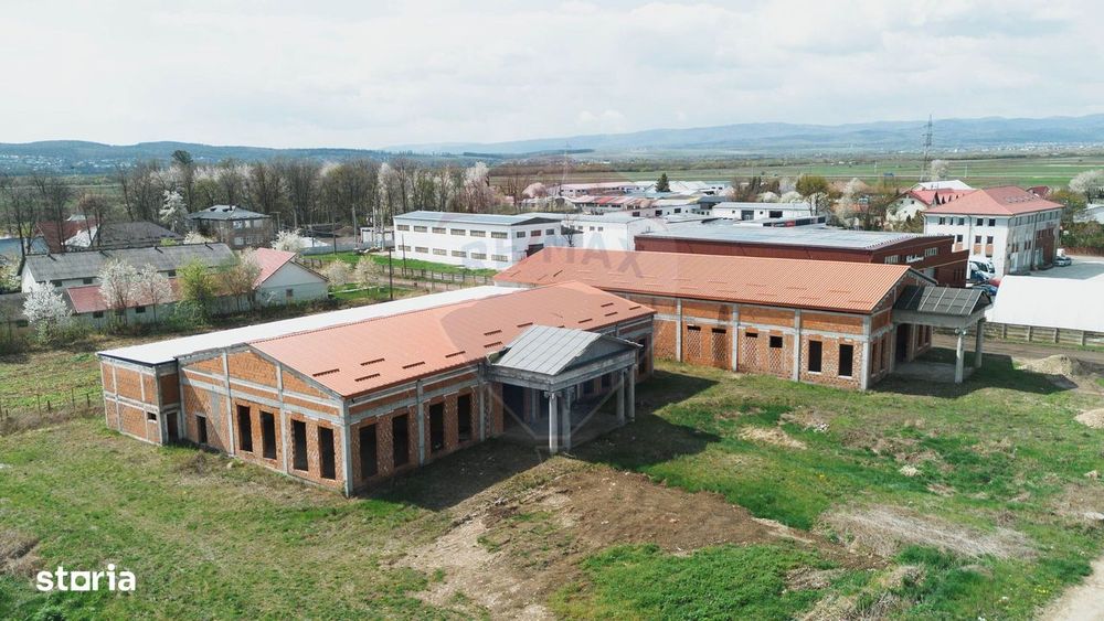 Spațiu comercial de vânzare str Stefan cel Mare nr 151 H Radauti