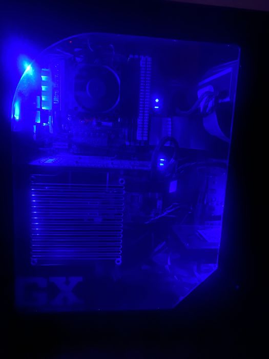 Настолен компютър