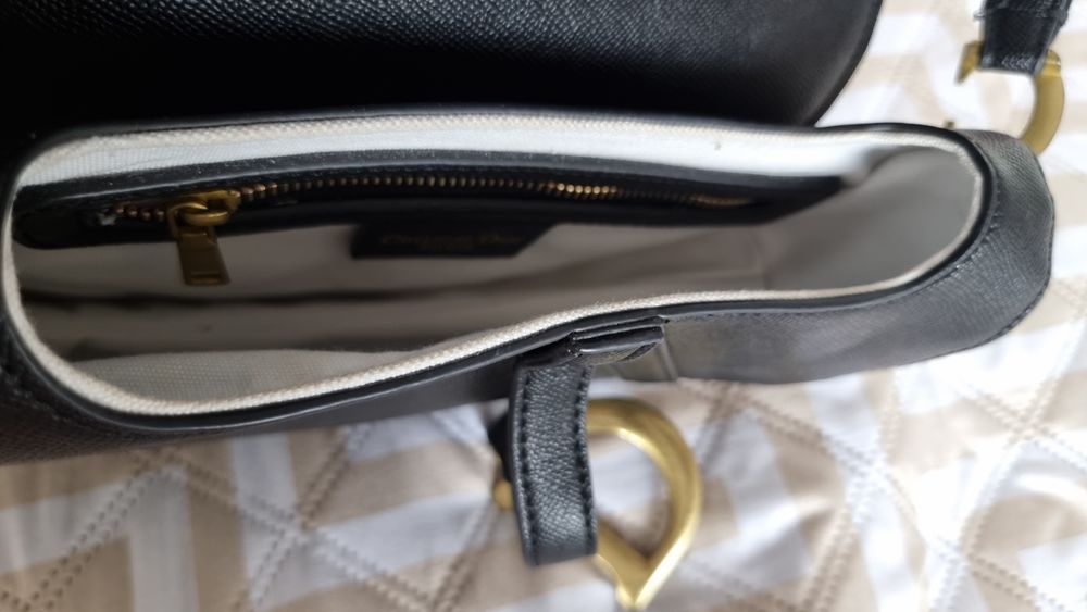 Продам Dior Saddle bag