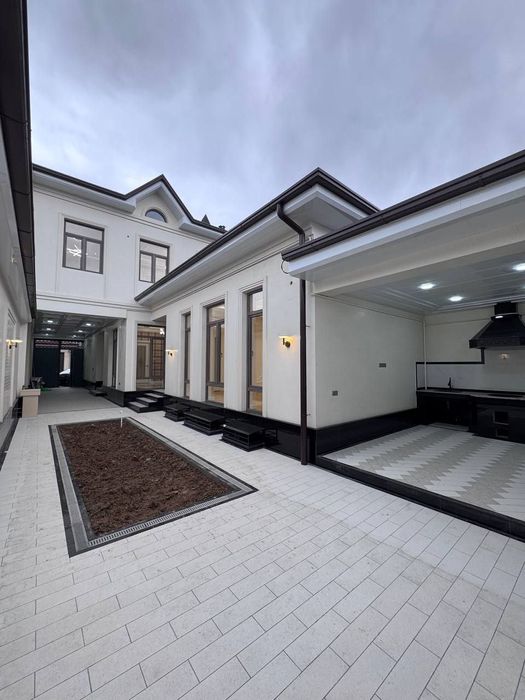 Срочно Срочно продаётся ЛЮКС Дом самом центре города