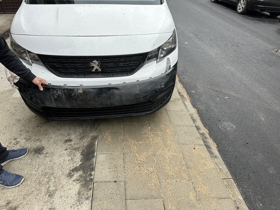 Части за Пежо рифтър