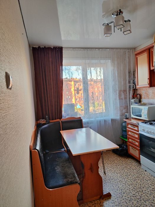 Продам трёхкомнатную квартиру