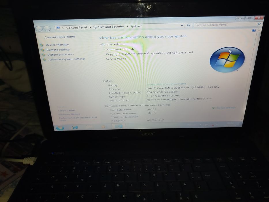 Vând 2 laptopuri Acer ține bateria 1 h 30 m 8 GB RAM