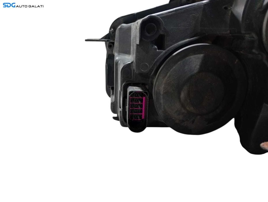 Far Dreapta FARA Xenon Volkswagen Golf 6 2008 - 2013 [LC0899]