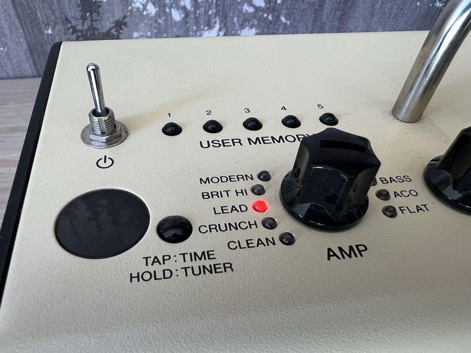 Китарен усилвател Yamaha THR10