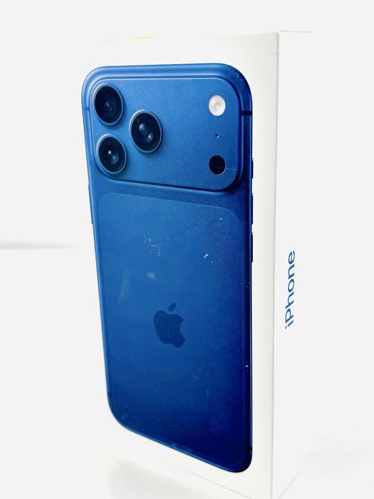 НАЛИЧЕН! Apple iPhone 17 Pro Max 256GB Deep Blue Гаранция!