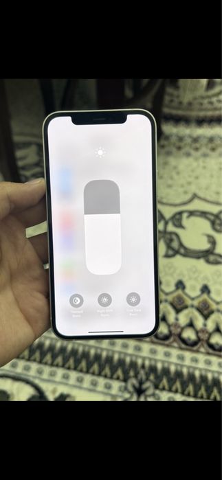 Iphone 12 sotiladi holati zo’r