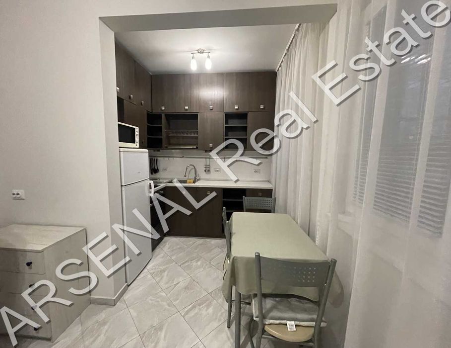 Дава се под наем Двустаен апартамент в София, Красно село - 60 кв.м за 488.58 € - Снимка #2