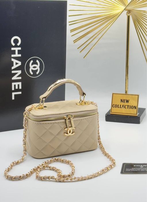 Geanta Chanel noua !!! Dimensiuni 16/11 !!!
