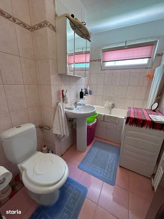 De vanzare apartament 2 camere, zona Cresei de Copii,mobilat, utilat
