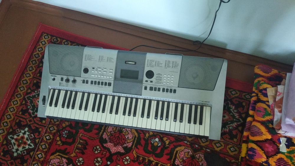 Синтезатор yamaha