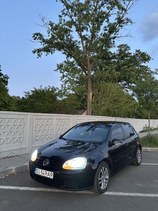 Vând VW Golf V! 1,9 TDI