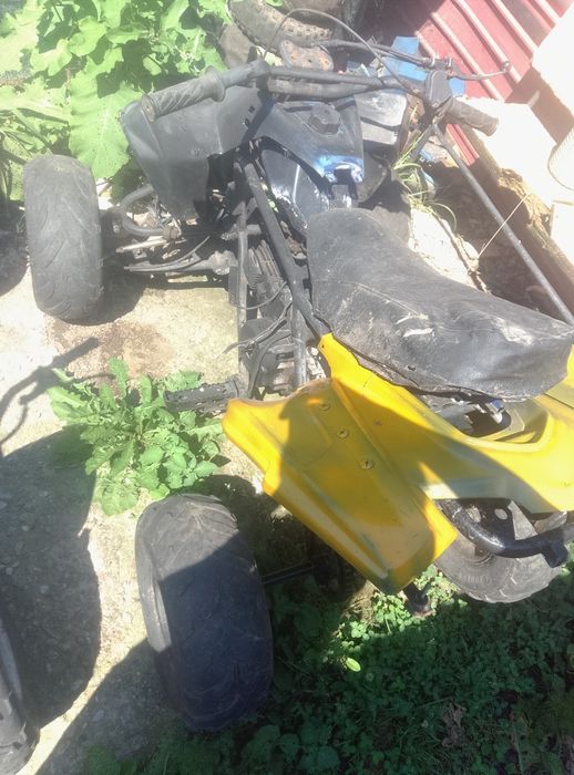 Vând ATV 107 4t defect