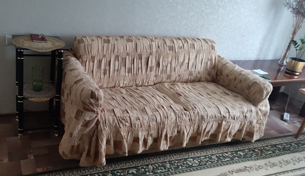 Продам мебель тройку б/у