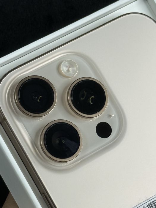 Iphone 16 pro max Aktiv Lombard 0.0.12