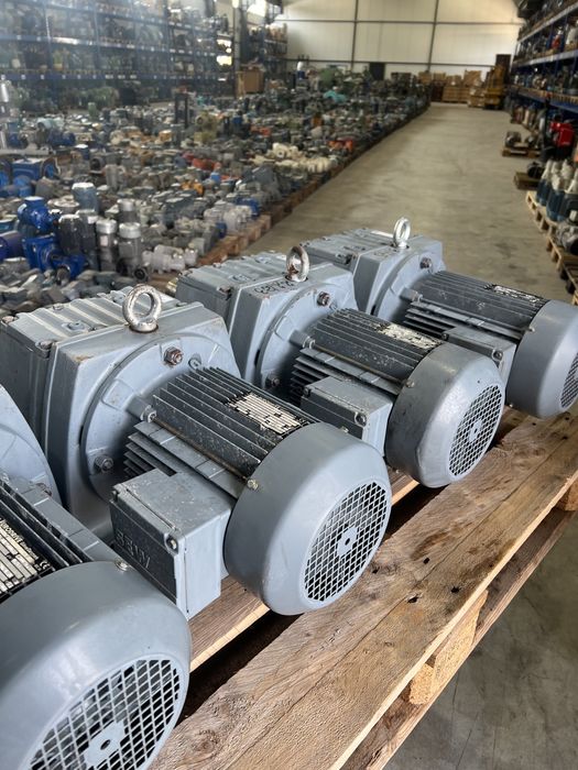 Мотор-редуктор SEW 3 kW 45 оборота