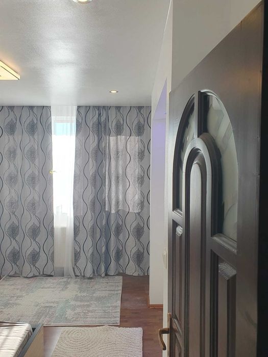 Schimb apartament 3 camere cu casa in Tg Jiu