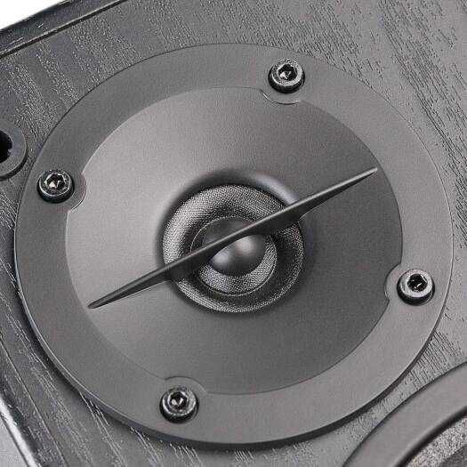 продам новый Edifier R990BT/24 вт/AUX/Bluetooth V5.4/Качественный звук