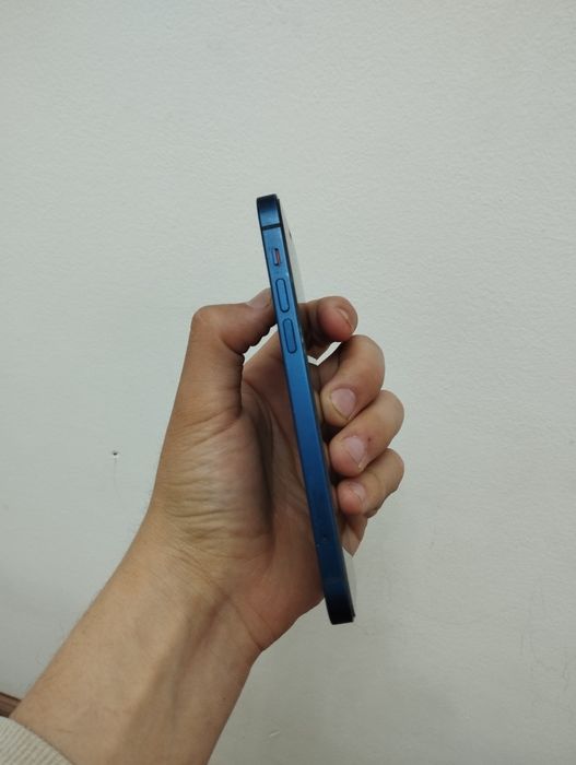 Айфон 12 срочно сатылады